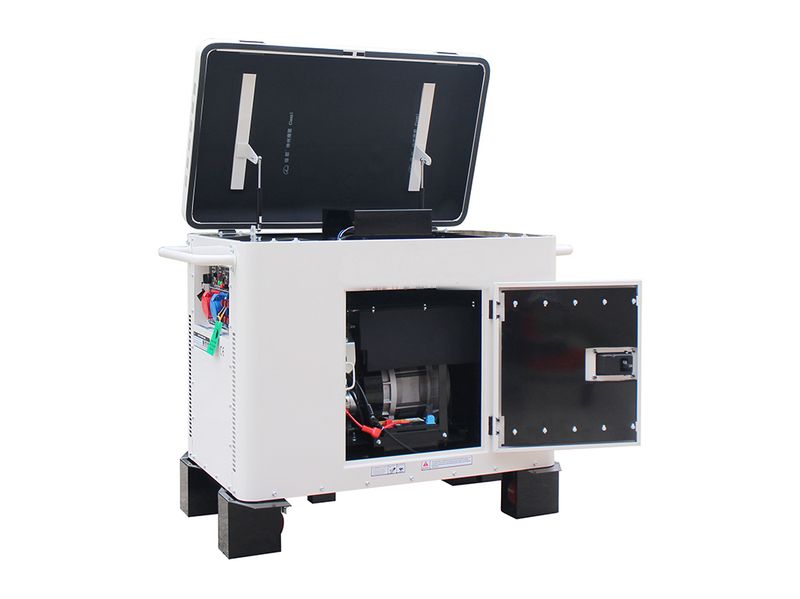 GB-15000T — 12 кВт · кожух на опорах, пропан, 3 фазы, с открытыми крышкой и дверцей: двигатель