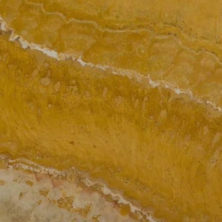 Golden Roman — Золотисто-жёлтый камень с полосами