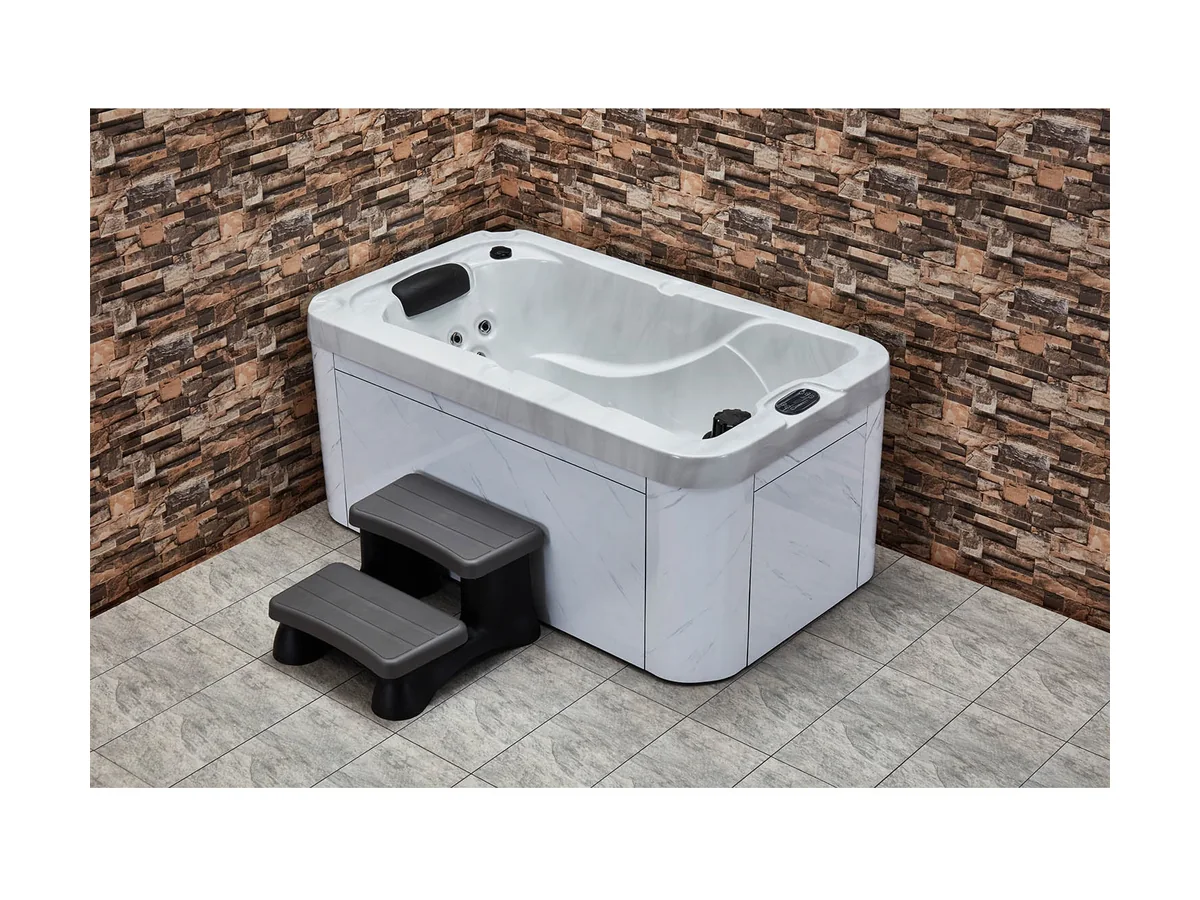 Спа-бассейн на 1 место, 1800 × 1050 мм