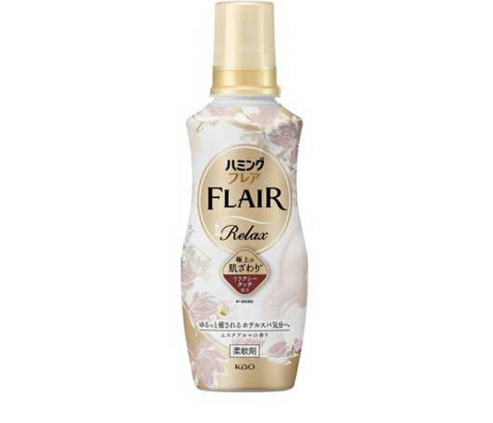 KAO Кондиционер для белья "Humming FLAIR Relax" (концентрат / аромат «Мускус») 510 г
