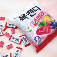 Lotte Throat Candy Throat Candy Power Mix Berry - Освежающая Леденцовая карамель со вкусом травы и ягод 38гр.