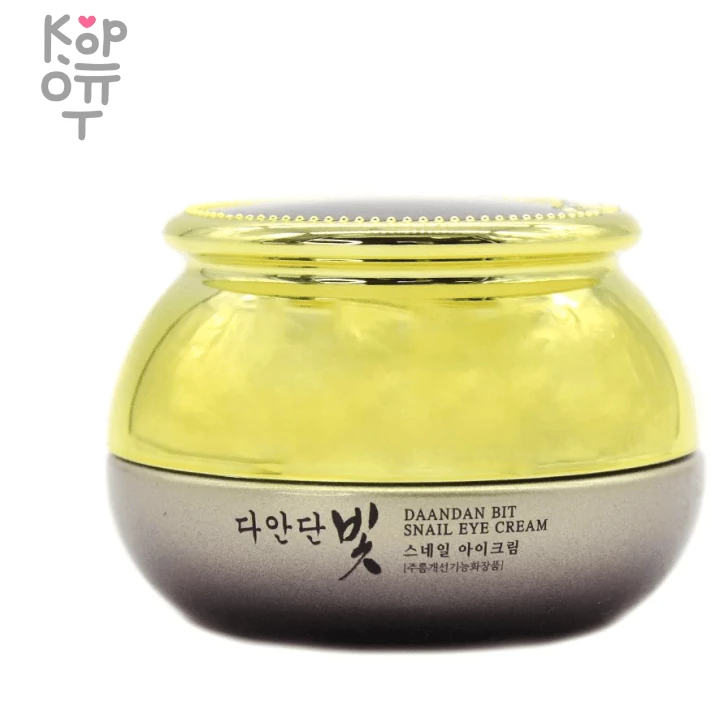Jigott Daandan bit Snail Eye Cream Premium - Антивозрастной крем для кожи вокруг глаз с экстрактом улитки 50мл., купить с доставкой на дом Экстракт муцина улитки борется с процессом старения, обеспечивает интенсивное обновление и восстановление нежной кожи вокруг глаз. Регенерирующие свойства слизи улитки обусловлены содержанием аллантоина, гликолевой кислоты, коллагена и эластина.