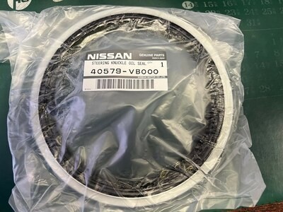 Сальник поворотного кулака (фетр) 40579-VB000 SAFARI Y61 для NISSAN