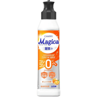 LION "Charmy Magica+" Dishwashing Liquid - Концентрированное средство для мытья посуды с фруктово-апельсиновым ароматом.