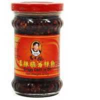 Соус острый с хрустящим перцем чили на основе растительных масел, Lao Gan Ma Spicy Chili Crisp, 210гр.