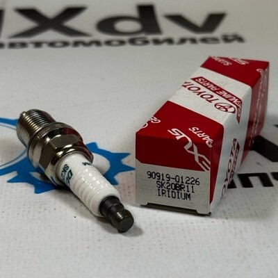 Свеча зажигания SK20BR11 90919-01226 / 90919-01230 для TOYOTA