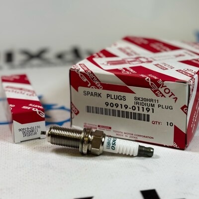 Свеча зажигания SK20HR11 90919-01191 для TOYOTA