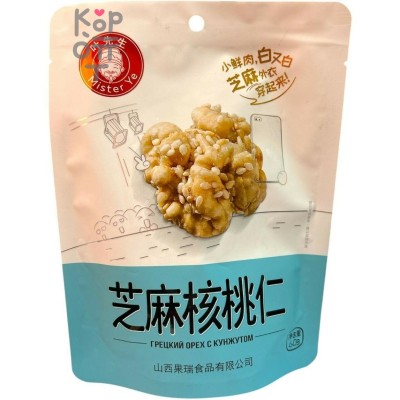 Грецкий орех отборный Mister Ye - Хрустящий с уникальным послевкусием, с кунжутом, 60гр.