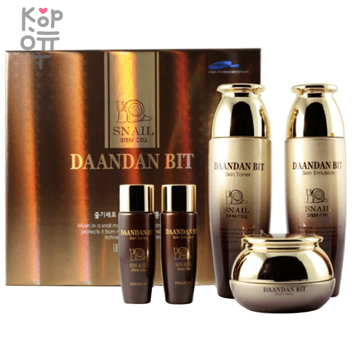Daandan Bit Royal Premium Snail 3 Set - Набор для антивозрастного ухода с Муцином Улитки (тонер, эмульсия, крем). Крем Daandan Bit Royal Premium Snail Set — уходовое средство для регулярного использования; в товаре выделяются: гиалуроновая кислота и женьшень. В КорОпт можно подобрать свежие приходы азиатской косметики с хорошим остаточным сроком годности и собрать заявку по средствам регулярного ухода.