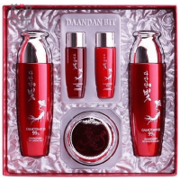 Daandan Premium Red Ginseng 3 Set - Набор средств для питания и ухода с Красным Женьшенем (тонер, эмульсия, крем). 