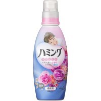 KAO Humming Oriental Rose Scent - Кондиционер-ополаскиватель для белья с ароматом Нежных Цветов.