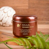 Jigott Snail Reparing Cream - Восстанавливающий крем с муцином улитки 100мл.