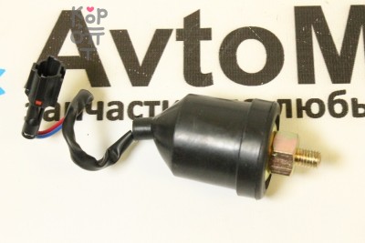 Датчик давления масла KG-758 1-83151-042-0 на стрелку 6WF1, 10PE1 Аналог
