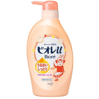 KAO Biore U Moisturizing Body Wash - Увлажняющий гель для душа с биотином и маслами и цветочно-фруктовым ароматом.