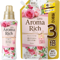 ​Lion Soflan Aroma Rich Diana - Кондиционер для белья с нежным женским ароматом, нежно окутывающим чистую английскую розу тонкой пудровой сладостью.