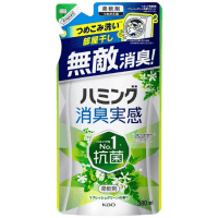 Kao Humming Feeling Refresh Green - Кондиционер для белья с антибактериальным эффектом, с ароматом Ромашки и Зелени.