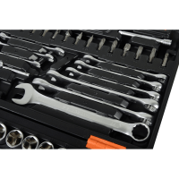 Вихрь Набор инструментов, 1/2", 1/4", CrV, пластиковый кейс, 82 предмета