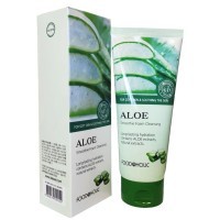 Foodaholic Aloe Smoothie Foam Cleansing - Пенка для умывания с экстрактом Алоэ (для всех типов кожи) 150мл.