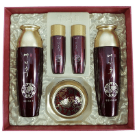 Bergamo Yezihu K-Beauty Premium Ginseng Set 3pc - Набор для ухода за кожей лица с экстрактом Красного Женьшеня.