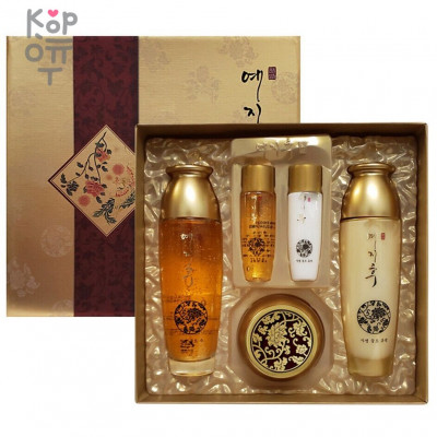 Bergamo Yezihu Gold Skin Care Set 3pc Set - Набор средств с золотом и экстрактом красного женьшеня 150 мл+150 мл+50 г+30 мл+30 мл