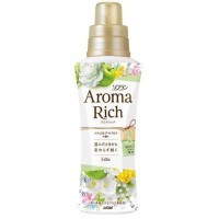 LION Aroma Rich Ellie Linen Conditioner - Парфюмированный кондиционер для белья Элли с ароматом натуральных масел.