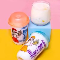 Йогуртовый напиток Hunan Little Jiajia с кусочками фруктов, кокосом и вкусом Манго, 450мл.