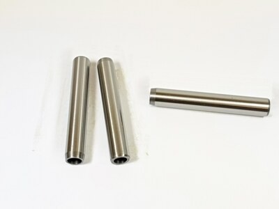 Направляющая клапана 6D40 / 6M70 / 8M20 / 8M21 ME120085 / ME120087 VGM-A025 впускной / выпускной 10x15x95 PEARL