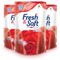 LION Essence Fresh & Soft Sparkling Kiss - Жидкое средств для стирки белья Сверкающий поцелуй.