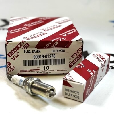 Свеча зажигания DILFR7K9G 90919-01276 8ARFTS для TOYOTA