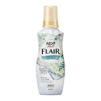 Kao Flair Humming Savon de Savon  - Кондиционер - ополаскиватель для белья с расслабляющим ароматом Цветочного Букета.