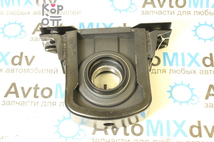Подшипник подвесной MB563204 / MC563234 / MC563024 TCB-4050 / COB3234 CANTER 4D35 D-40 мм сальник 42 мм с обоймой GSParts