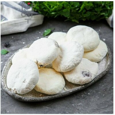 Сырники с изюмом, замороженные, цена за 1 кг