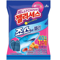 Lotte Jellycious Shark Jelly - Жевательный мармелад Акула со вкусом апельсина и клубники, 70гр.