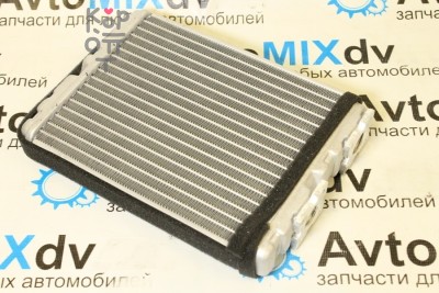 Радиатор отопителя салона HTR113 27140-0C000 / 27280-0T200 NISSAN P4F23 TD27 AVTOSTAMP