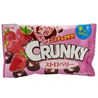 Lotte Crunky Шоколадное драже с Клубничной начинкой 32 г