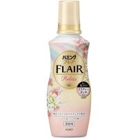 Kao Humming Flair Relax Musk & Muguet Fragnance - Кондиционер для белья с ароматом Мускуса и Ландыша 510мл.