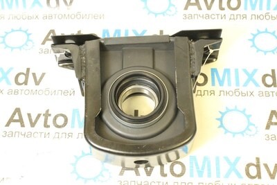 Подшипник подвесной MB563234, MB563204 / MC563234 / MC563024 TCB-4050 / COB3234 CANTER 4D35 D-40 мм сальник 48 мм с обоймой GSParts